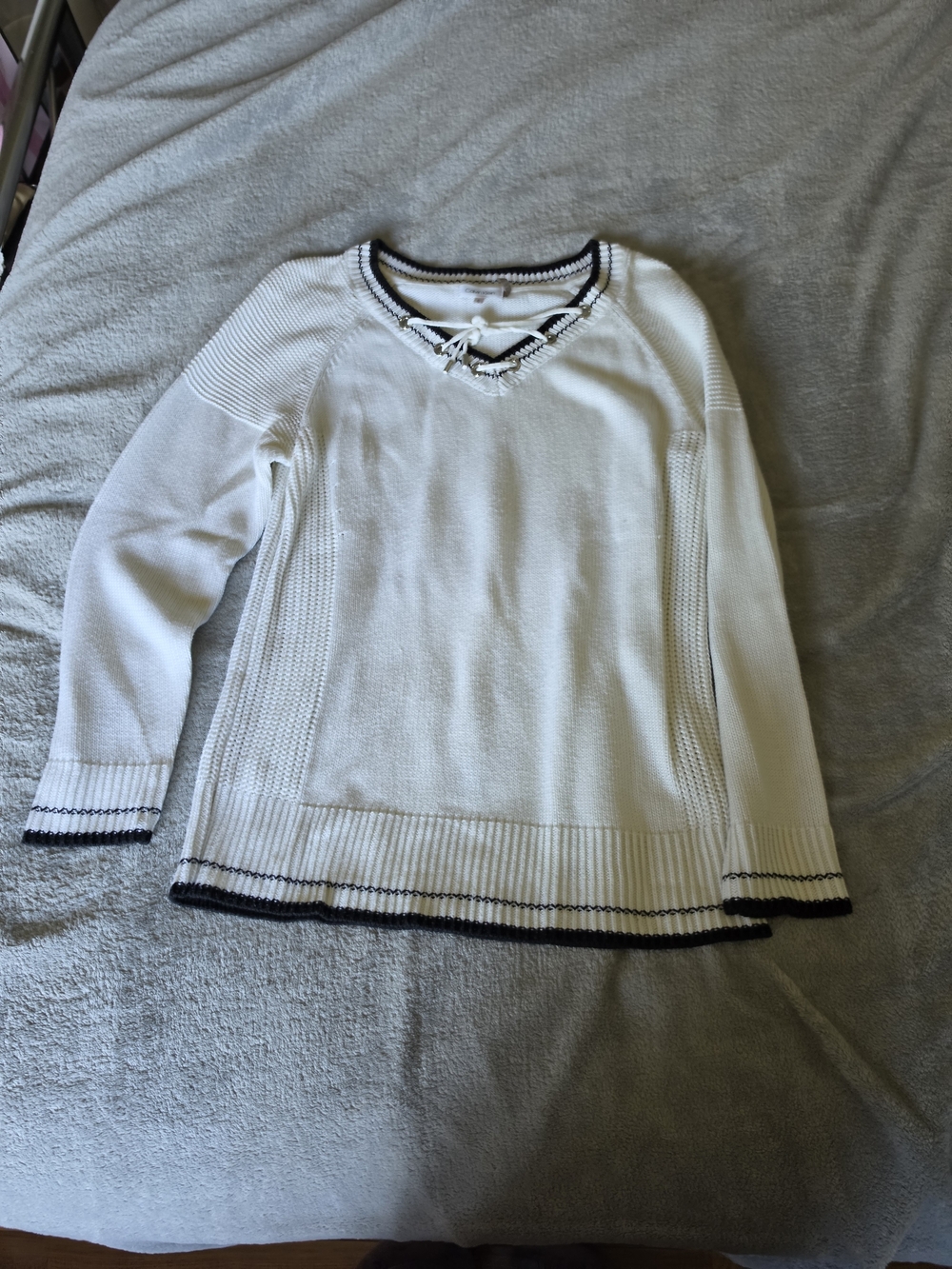 Calvin Klein Ivory V-Neck Sweater with Navy Trim
